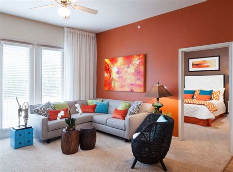 Tucked within the popular 6th street entertainment district, our hotel places the university of texas at austin is nearby, as is zilker metropolitan park and lady bird lake. Model apartment at AMLI 300, a luxury apartment community in downtown Austin. | Luxury ...
