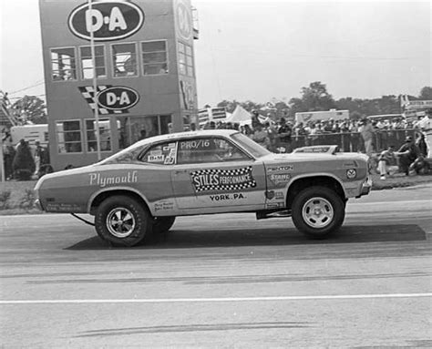 Pin By Rick On Early Pro Stock Nhra Pro Stock Dragsters Drag Cars