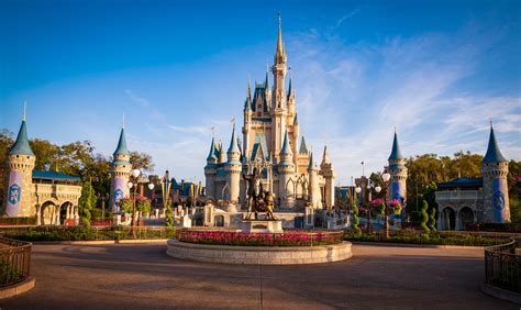 Disney World Reopening Plan Next Week Disneyland Status Universal