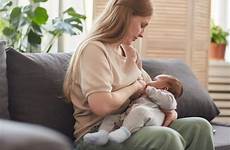 breastfeeding relationship