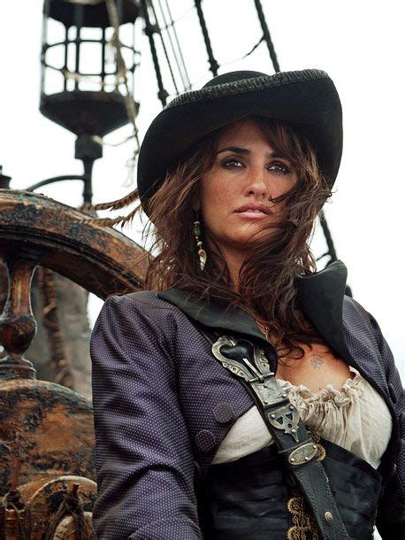 Penelope Cruz Pirates Of The Caribbean On Stranger Tides Pirate Woman Pirates Of The