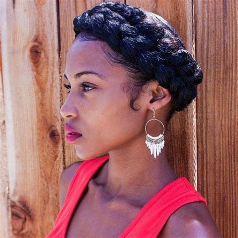 23 Gorgeous Halo Braids You Need In Your Life Hairstylecamp