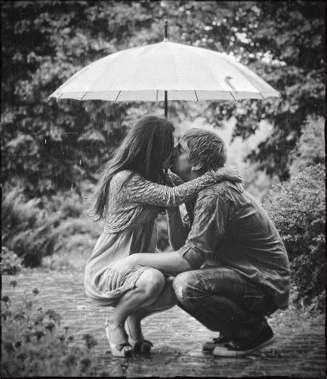 Pin By Kellicia Morse On Art Kissing In The Rain Photo Dancing In