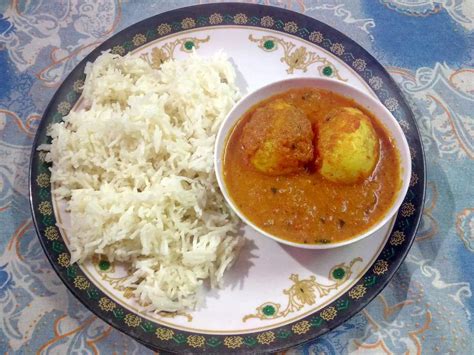 Why A Bowl Of Egg Curry And Rice Should Be Your Go To Winter Meal The