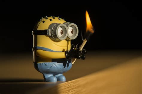 Minion With Fire Novelty Lamp Minions Lamp