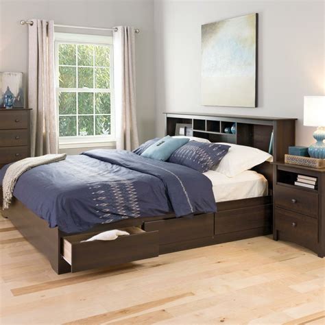 Prepac™ twin mate's platform storage bed in white colour has three 18 deep drawers and is ideal for keeping linens, books, games, blankets. Prepac King Mate's Storage Platform Bed & Reviews | Wayfair