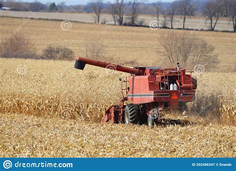 Combine Harvesting Corn In Wisconsin Stock Image Image Of Wisconsin