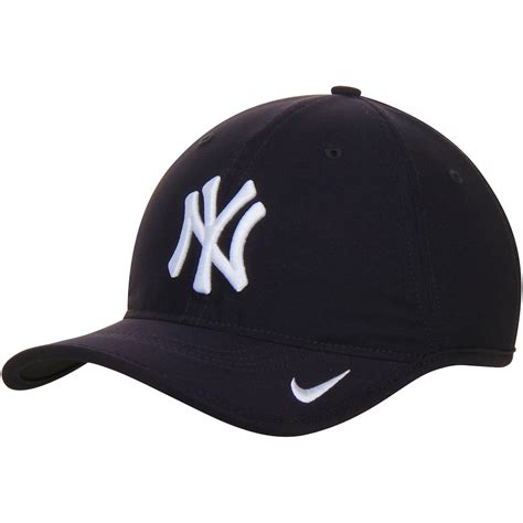 Nike New York Yankees Navy Heritage 86 Aero Performance Adjustable Hat