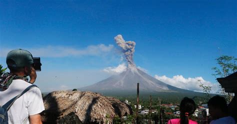 Thousands Flee After Philippines Most Active Volcano Erupts