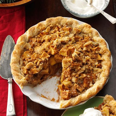 Caramel Apple Pie With Streusel Topping Recipe Taste Of Home