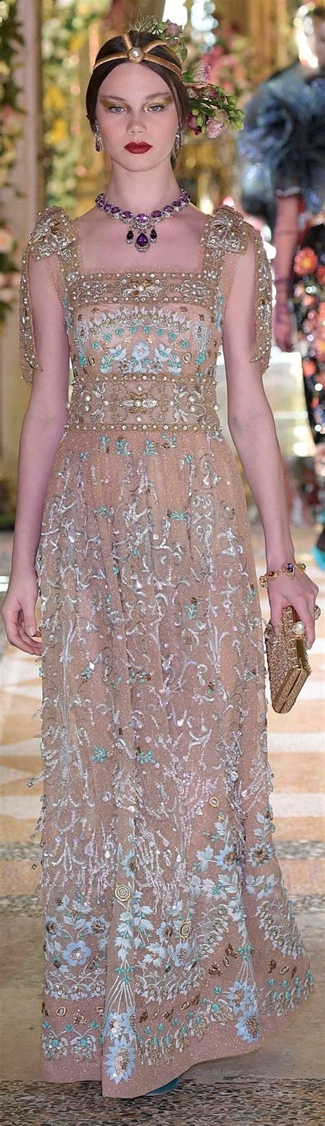 Pin By Nadia 👑 Karam On Fashionista⭐️haute Couture Designer Party Wear Dresses Evening Gown