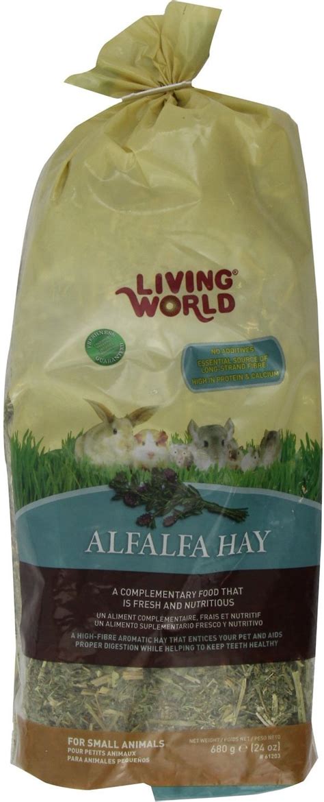 Living World Alfalfa Hay Small Animal Food 24 Oz Bag
