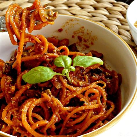 Grain-free Spaghetti Bolognese with cauliflower Parmesan 
