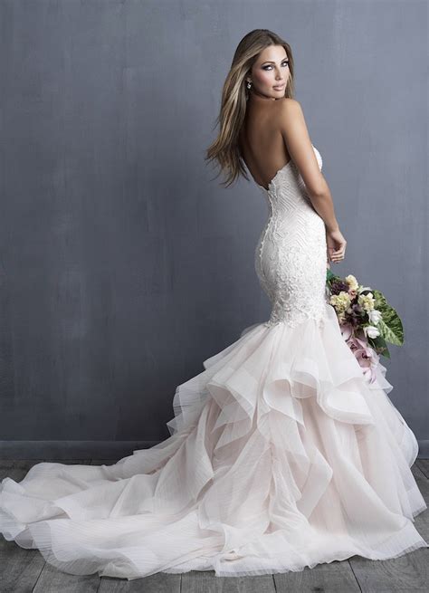 26 Stunning Designer Wedding Dresses You Need To See Modwedding