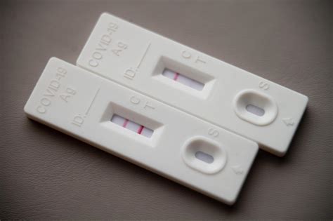 PCR Test Negativ Schnelltest Positiv Welches Ergebnis Stimmt Denn Jetzt