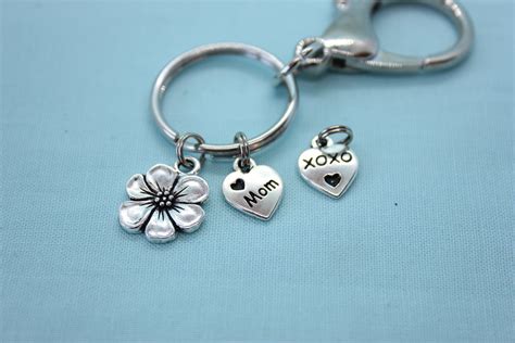 Custom Keychain for Mom, Mother's Day Gift, Heart Charm, Gift for Mom, Silver Mom Charm, Car ...