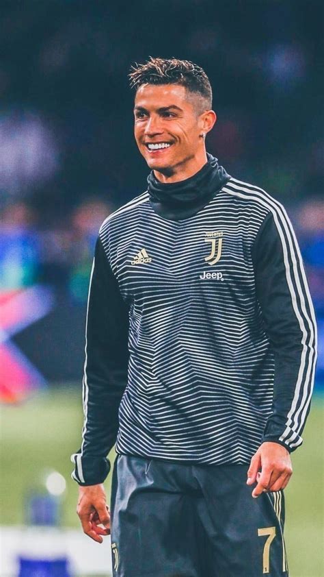 Pin By Football On Football Ronaldo Cristiano Ronaldo Cristiano