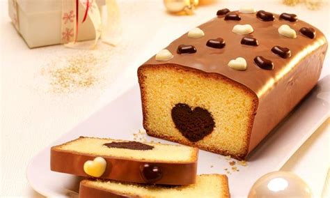 Mit den passenden rezepten für weihnachtsgebäcke wird die adventszeit und das fest ein ganz besonderes erlebnis. Kuchen mit Herz | Rezept | Kastenkuchen, Kuchen und torten ...