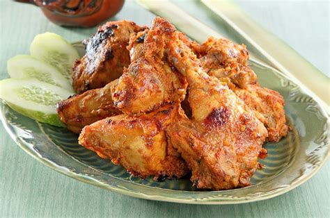 Hasilnya sangat mirip dengan yang biasa pedagang jual. Resep dan Cara Membuat Ayam Bakar Padang Juicy ala ...