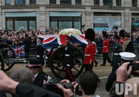Photo Coffin Of Margaret Thatcher Taken To Stpauls Cathedral For