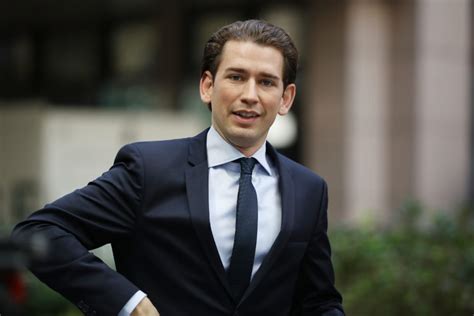Addressing colleagues before the vote in st. Sebastian Kurz gets approval for coalition with Austrian far right - POLITICO