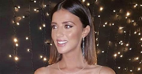 Lucy Mecklenburgh Posts Red Hot Snap As Fans Divided Amid Dubai Video Release Daily Star