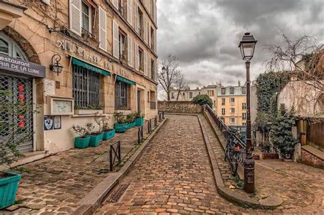A Locals Guide To Enjoying Montmartre Paris One Of The Prettiest