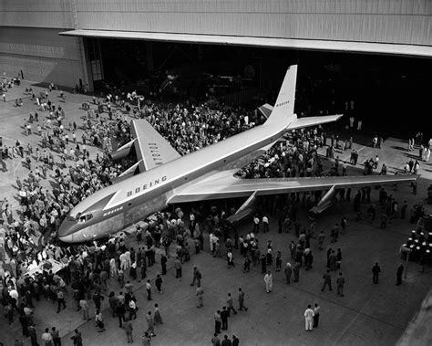 Boeing 707 Takes To The Air