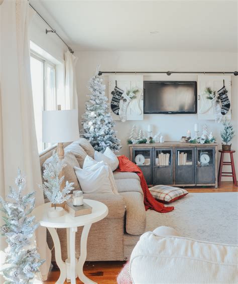 Cozy Christmas Living Room Tour