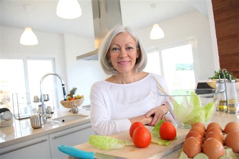 7 Tips In A Healthy Diet For 65 Year Old Woman Simply Life