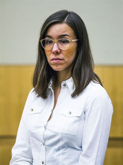 Jodi Arias Stands In Court During The Her Sentencing Jodi Arias Weird