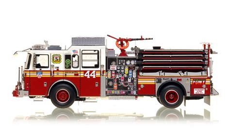 Fire Replicas Fdny Seagrave Engine 44 Manhattan Scale Model