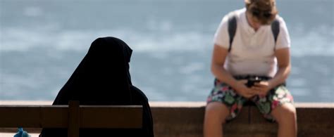 Interdiction Du Niqab La France Condamnée Par Un Groupe Dexperts De Lonu Jdm