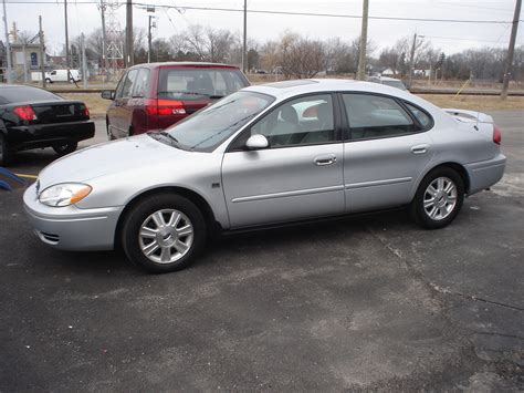 2004 Ford Taurus News Reviews Msrp Ratings With Amazing Images