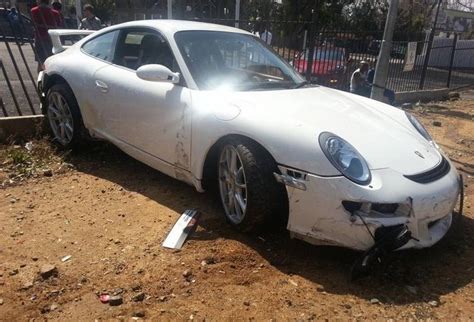Car Crash Porsche 911 Gt3 Wrecked On Test Drive In Johannesburg Gtspirit