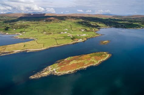 Feb 11, 2015 · mannions island price: Entire island for sale off the coast of Cork for just € ...