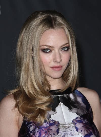 Photo Waly Amanda Seyfried Hairstyles Hd Wallpapers Collection