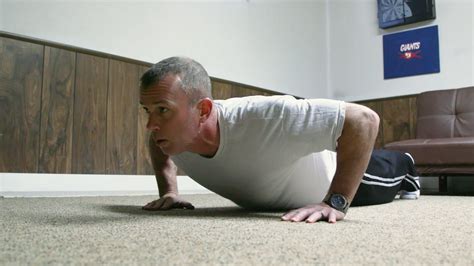 Dad Living With Cancer Does 176200 Pushups
