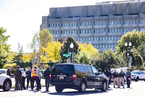 Police Give ‘all Clear After Bomb Threat Near Capitol Triggered