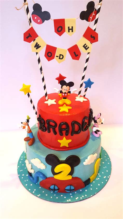 Planning a birthday party, for 2 year old kids, is actually quite difficult and definitely not a kid's play. Oh Twodles! Mickey mouse cake for my 2 yr old boy ...