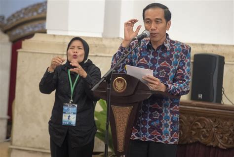 presiden jokowi dijadwalkan hadir di perayaan hut guru di senayan hot sex picture