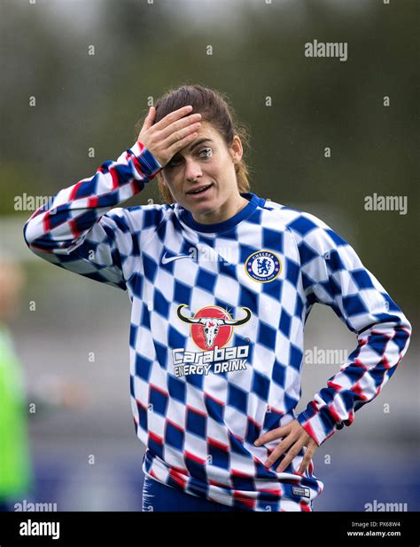 karen carney of chelsea pre match during the fawsl match between chelsea ladies and arsenal