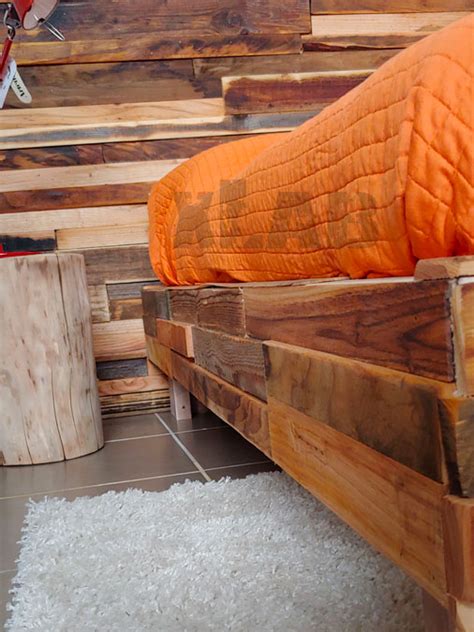 L'ideale se vivi in doghe del letto:multistrato di impiallacciatura di legno, impiallacciatura di betulla favolosovioletta84bello, comodo, la testata permette di sfrutrare lo spazio oltre ai capienti cassettoni5. Letto matrimoniale legno di recupero Reuse Old Wood ...