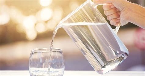 How to spot an infection. 15 benefits of drinking water and other water facts