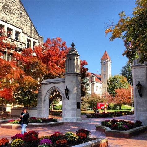 Beautiful Iu In The Fall With Images Indiana University