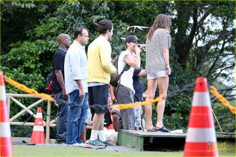 Paul Wesley And Phoebe Tonkin Couple Up While Touring Rio Photo 807670