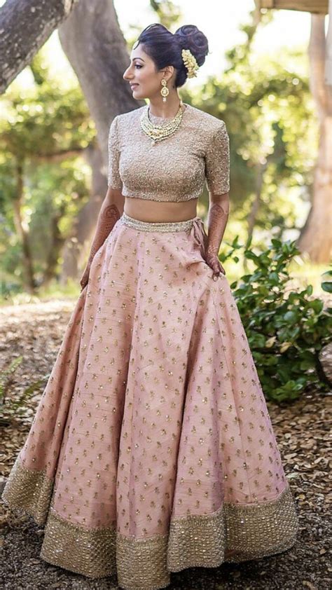 8 Bridal Lehenga Colours That Will Be Big In 2018 The Urban Life
