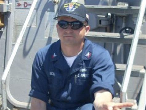 Us Navy Sailor Dies To Save Crew Us Navy Sailor Makes Ultimate Sacrifice For His Shipmates