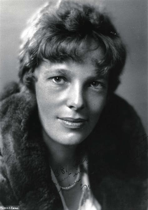 Hawaii Aviation Amelia Earhart