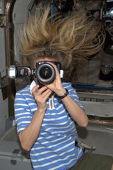 o fenômeno ‘selfie chegou ao espaço veja